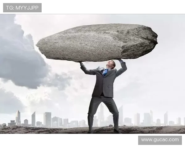 凯塞多职业态度获高度评价，展现出色职业素养与团队精神，表现稳健值得关注