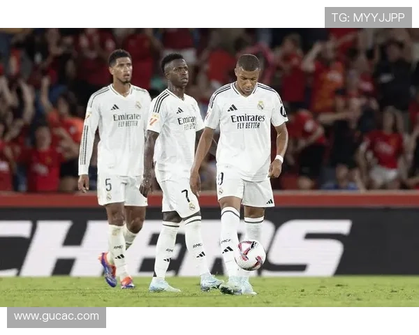 皇马防守波动：战术安排与人员配置的双重挑战