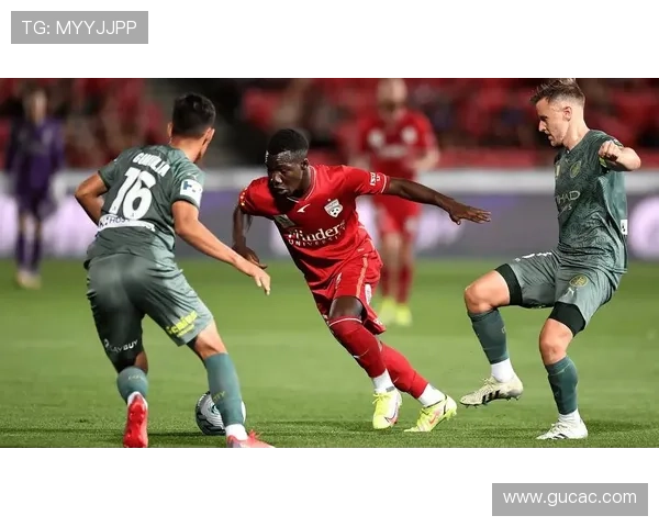 那不勒斯卫冕挑战难度持续增加，当前竞争格局加剧对球队形成冲击